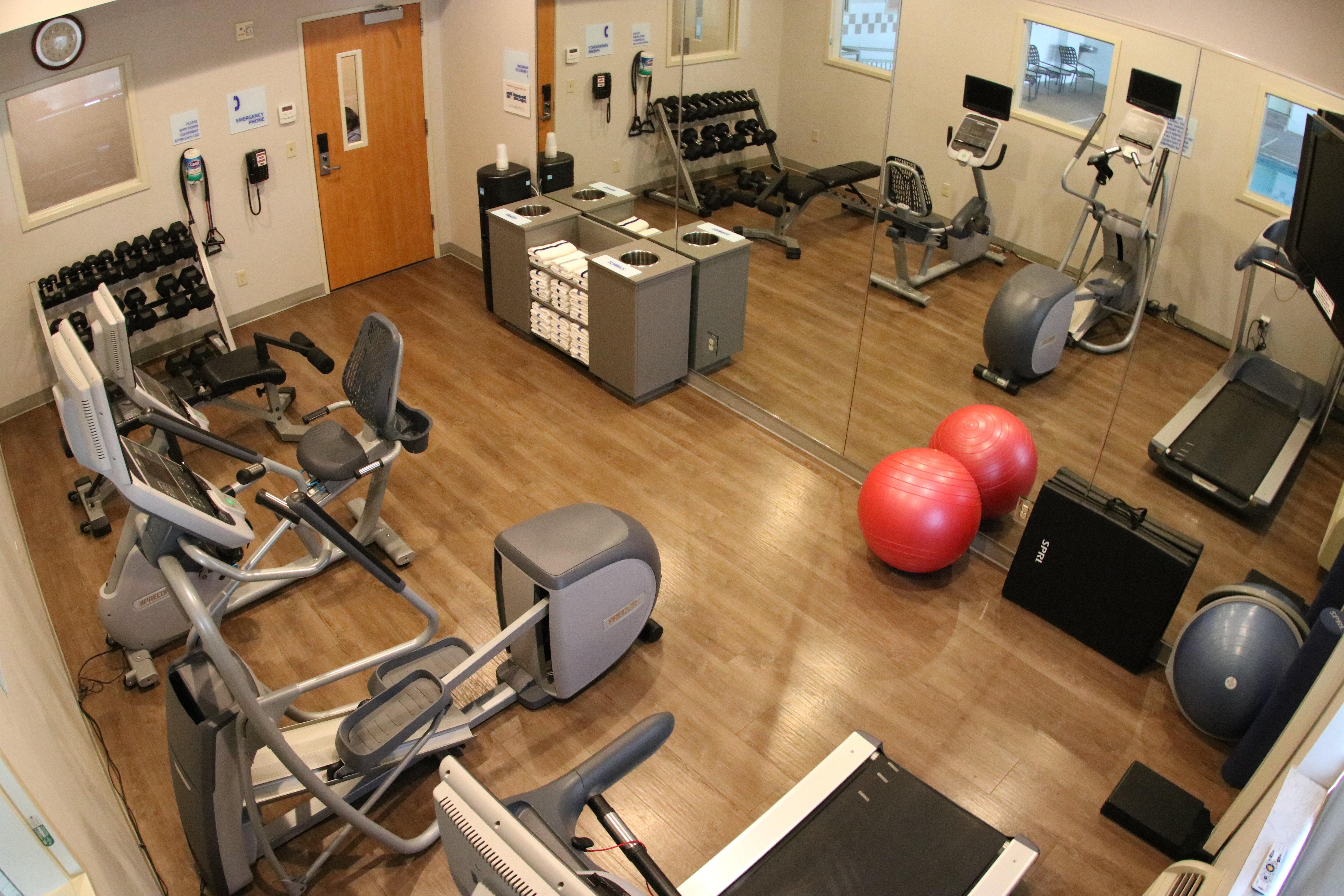 Holiday Inn Express & Suites Cheney By Ihg Luaran gambar