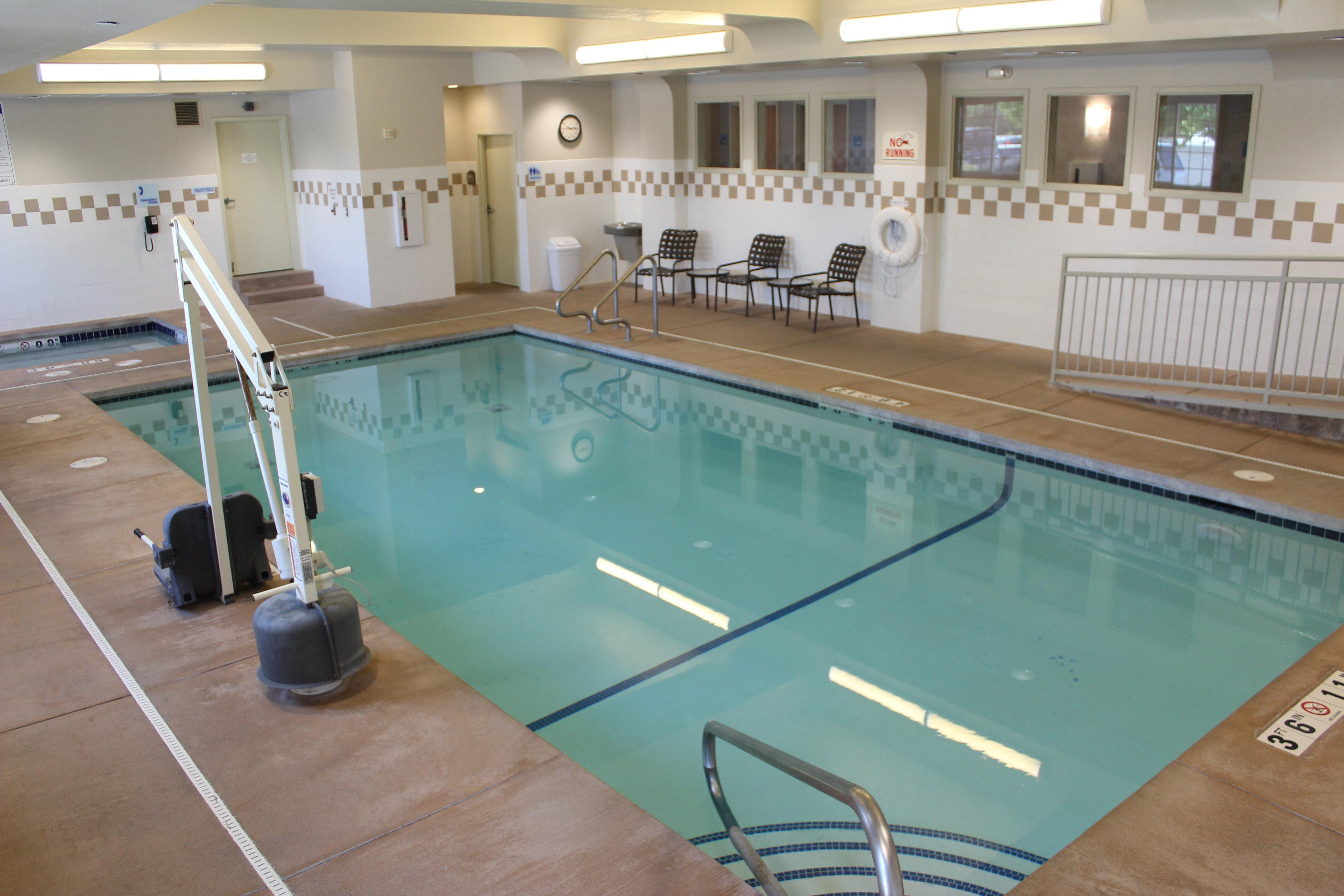 Holiday Inn Express & Suites Cheney By Ihg Luaran gambar