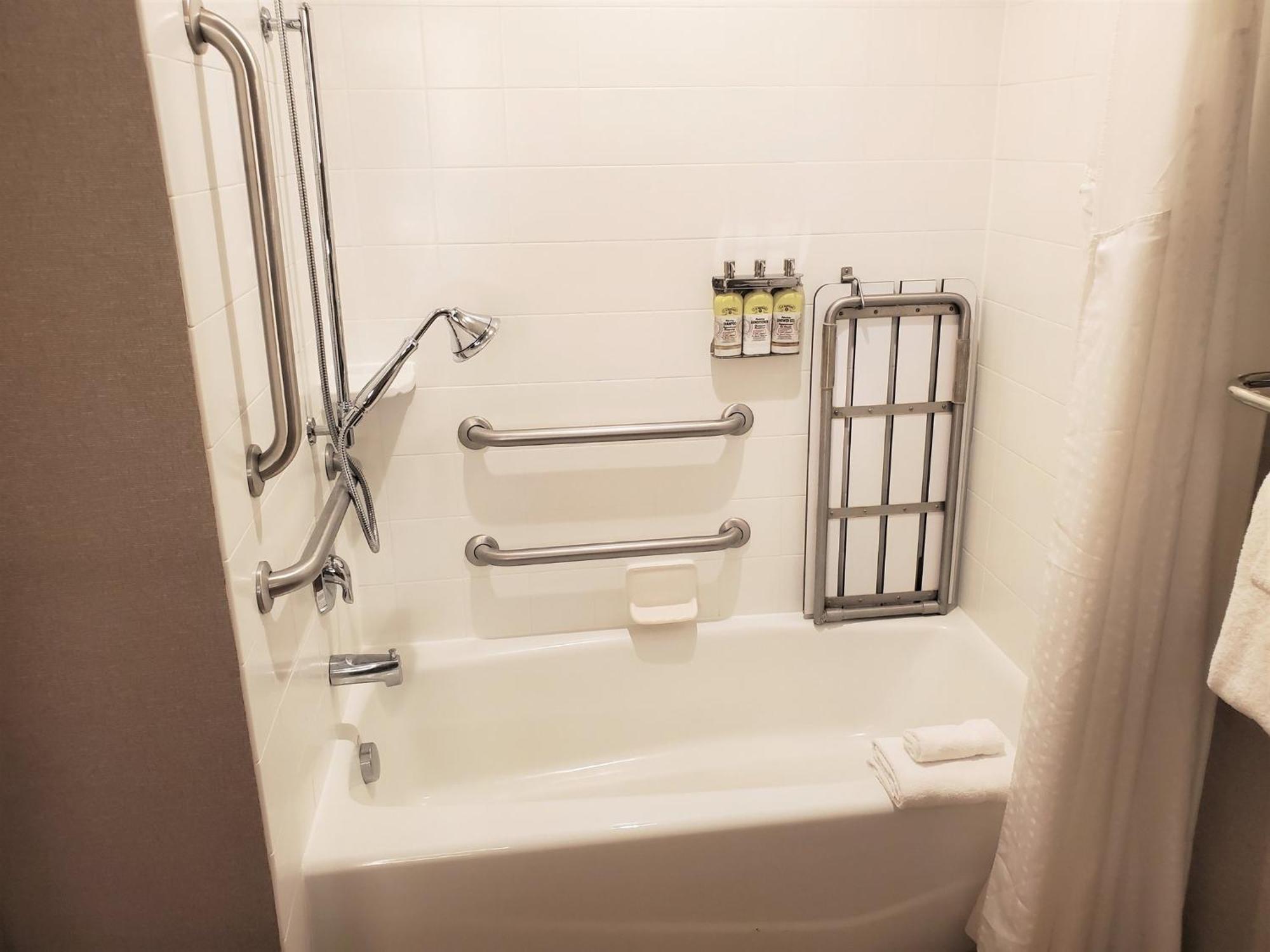 Holiday Inn Express & Suites Cheney By Ihg Luaran gambar