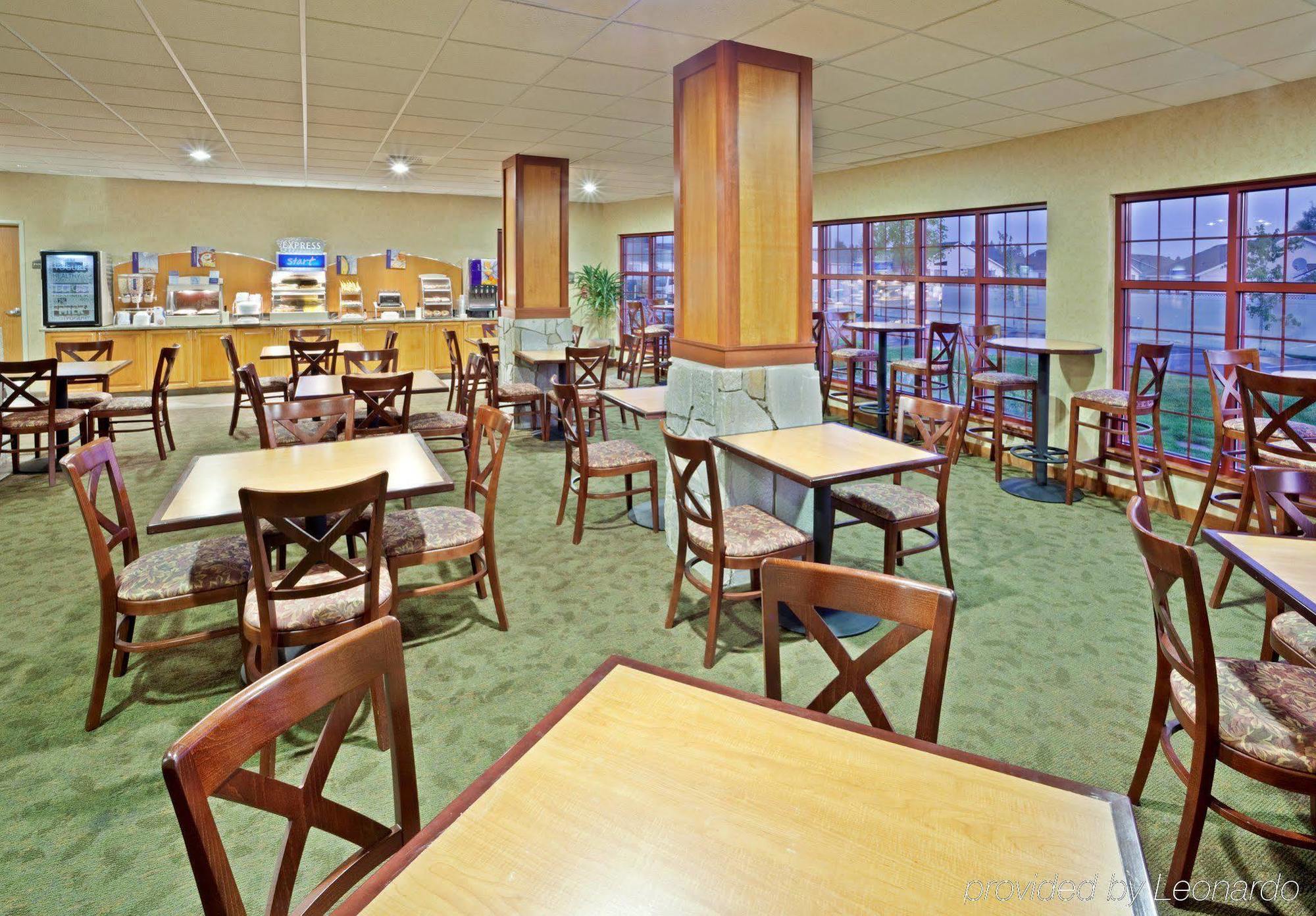 Holiday Inn Express & Suites Cheney By Ihg Luaran gambar