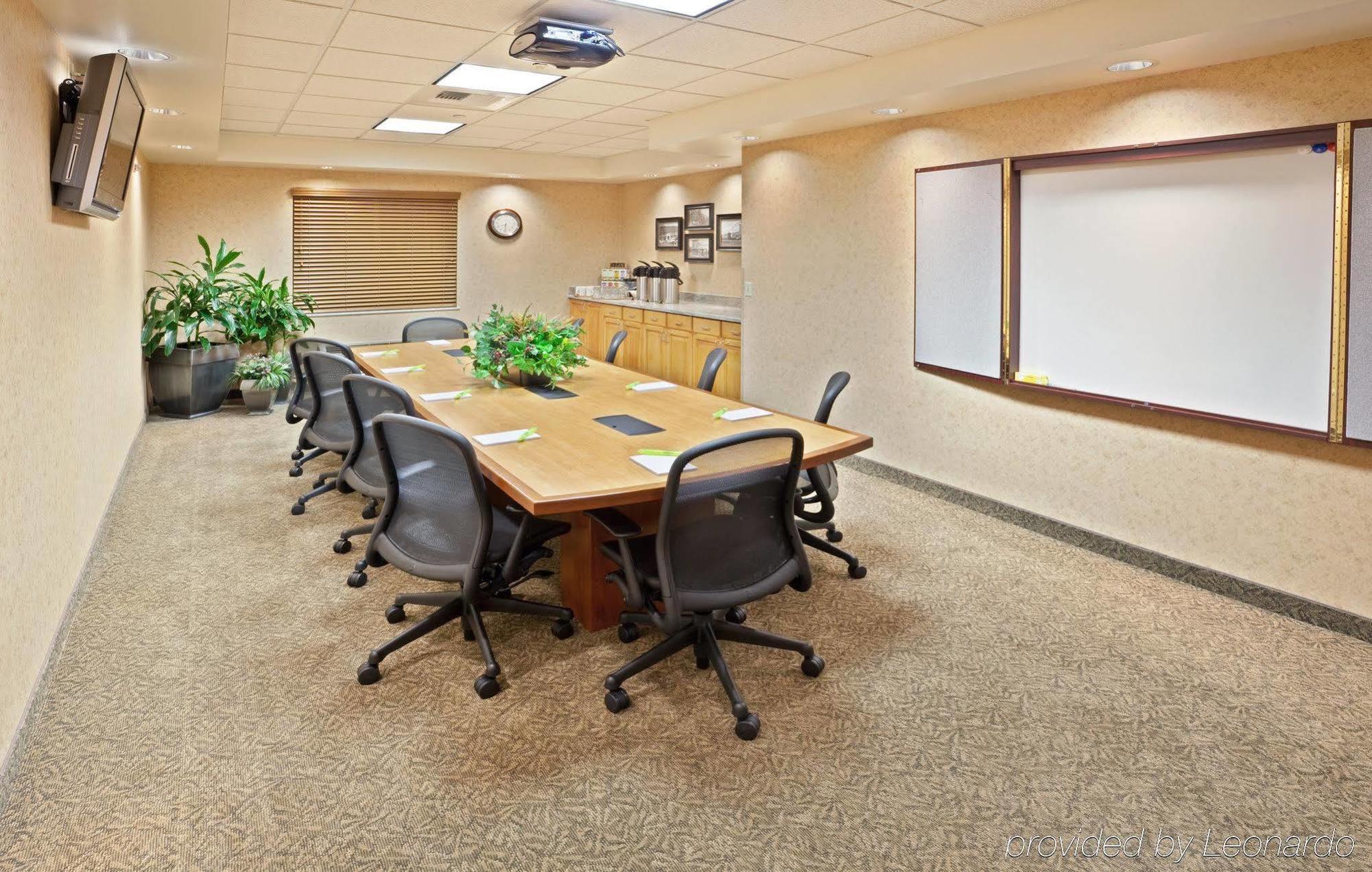 Holiday Inn Express & Suites Cheney By Ihg Luaran gambar