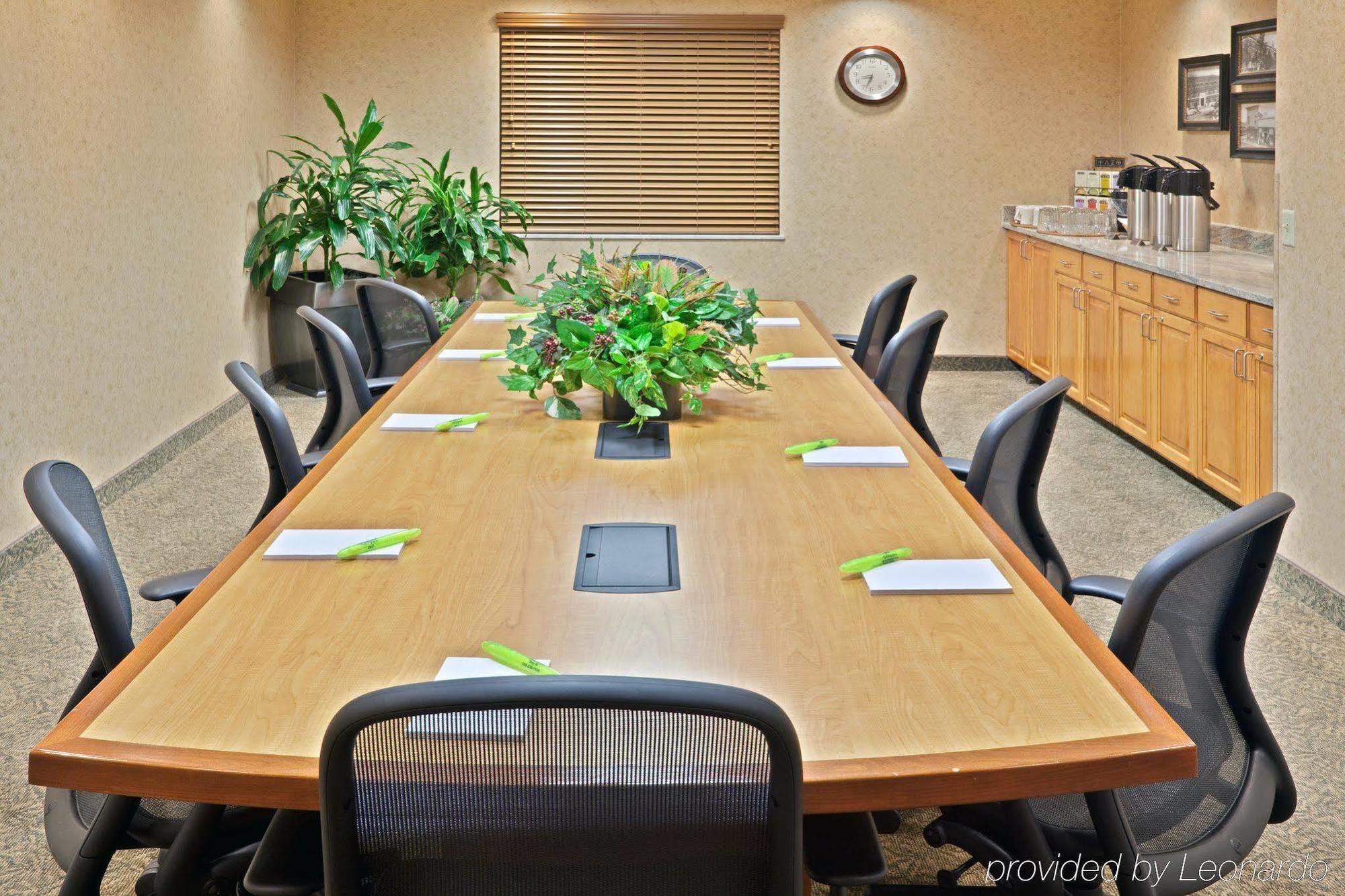 Holiday Inn Express & Suites Cheney By Ihg Luaran gambar