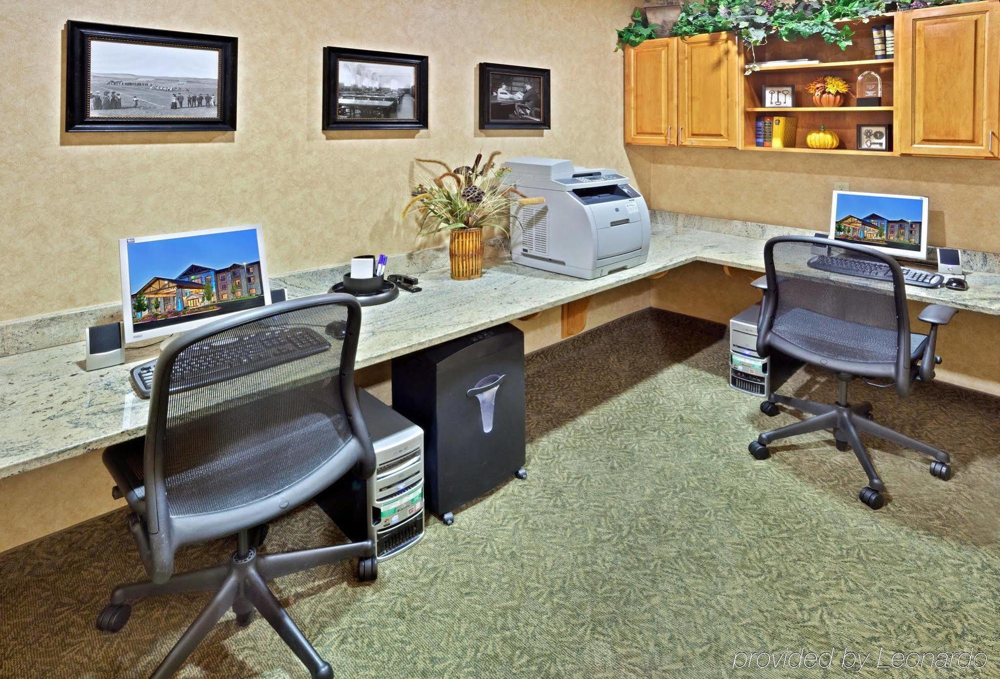 Holiday Inn Express & Suites Cheney By Ihg Luaran gambar